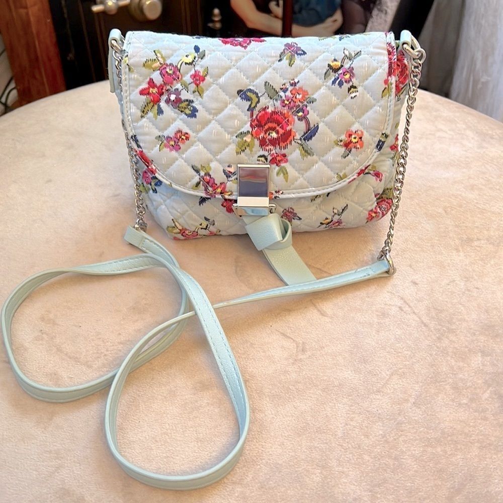 *Vera Bradley* EUC! Baby Blue Floral Cotton Crossbody Shoulder Bag